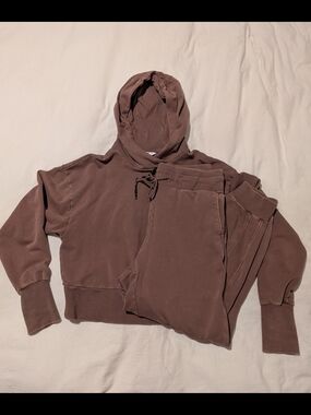 Cropped Hoodie and Jogger Set - Dusty Mauve